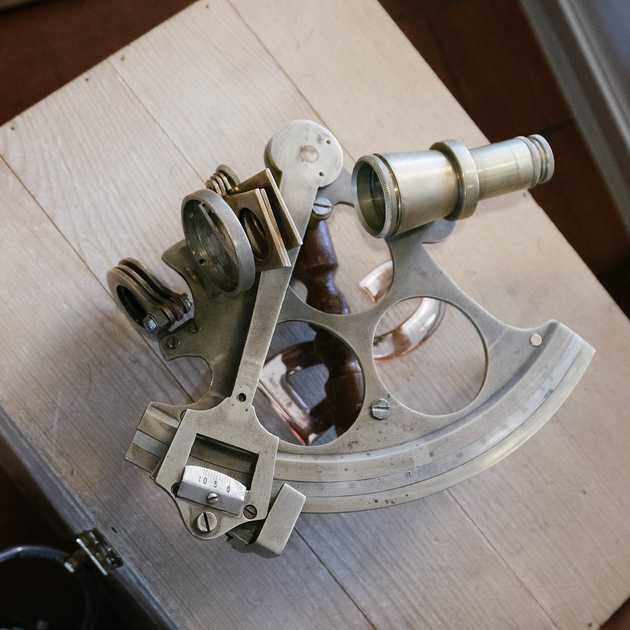 Sextant